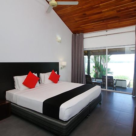Kalla Bongo Lake Resort Hikkaduwa Pokoj fotografie